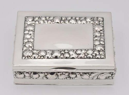 Silver tobacco tin lidded box